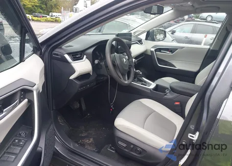 2024 Toyota Rav4 Xle Premium z USA, uszkodzony, nr VIN 2T3A1RFV7RC399539